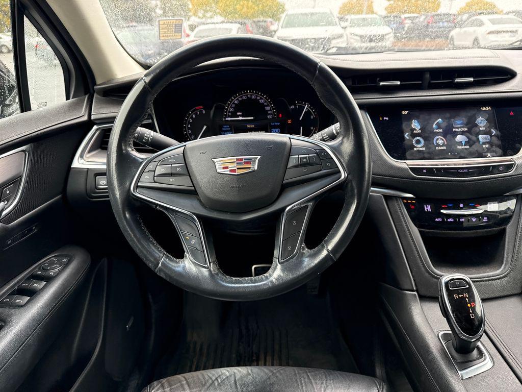 used 2018 Cadillac XT5 car, priced at $16,321