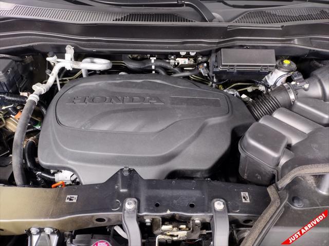 used 2022 Honda Pilot car, priced at $34,042