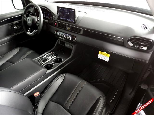 new 2025 Honda Pilot car, priced at $49,405
