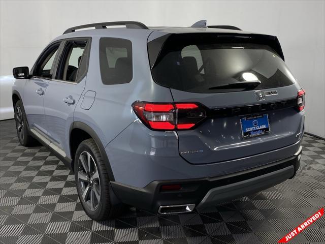 new 2025 Honda Pilot car, priced at $49,405