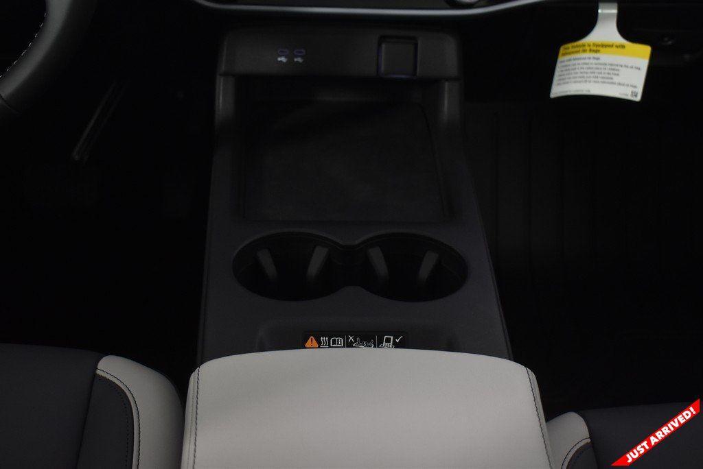 new 2025 Honda Prologue car, priced at $53,650