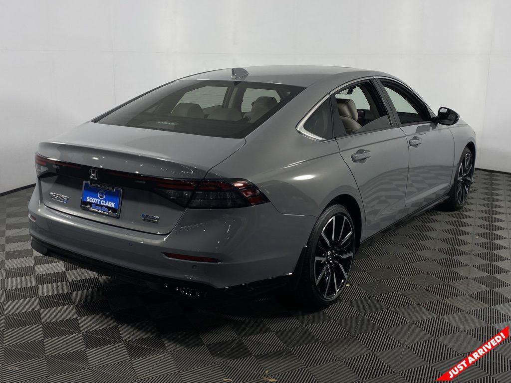 new 2025 Honda Accord Hybrid car, priced at $40,950