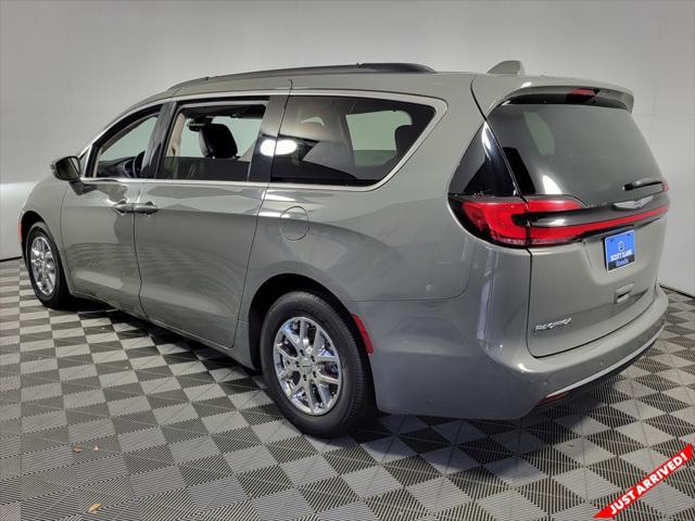 used 2022 Chrysler Pacifica car, priced at $24,000