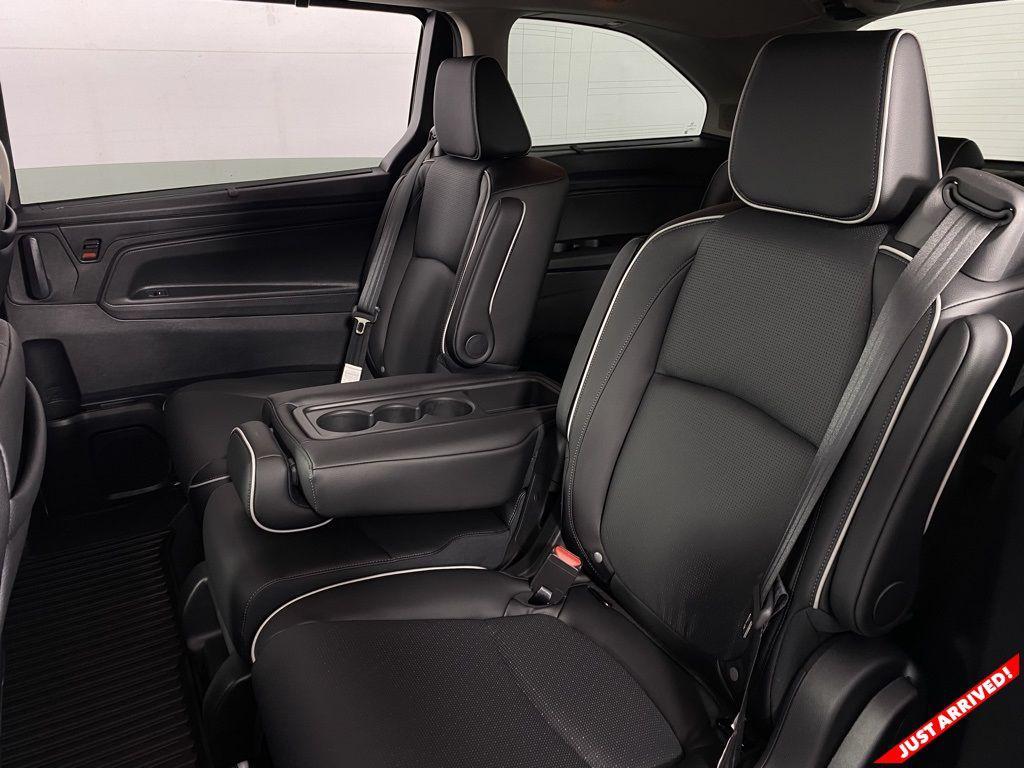new 2026 Honda Odyssey car, priced at $53,190
