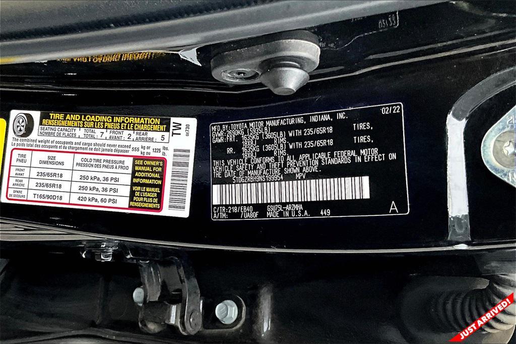 used 2022 Toyota Highlander car, priced at $37,502