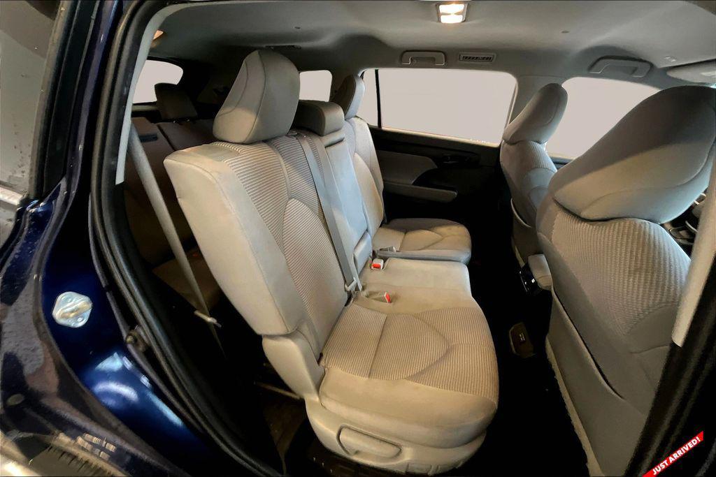 used 2023 Toyota Highlander car, priced at $29,774