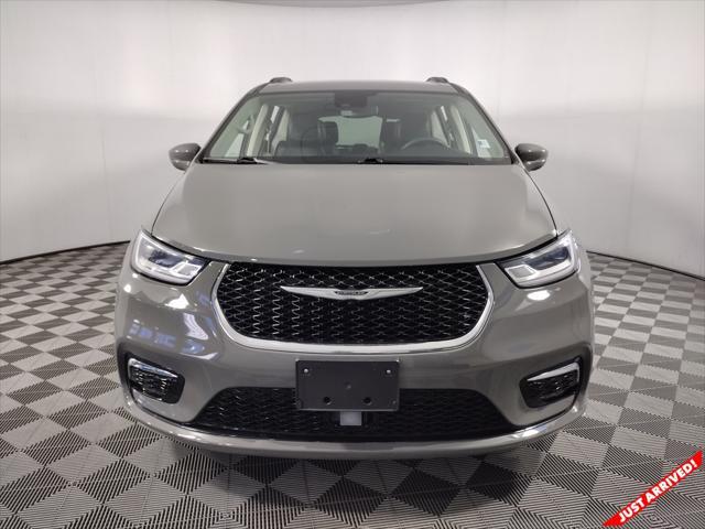 used 2022 Chrysler Pacifica car, priced at $20,591