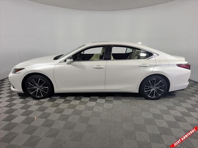 used 2022 Lexus ES 350 car, priced at $38,665