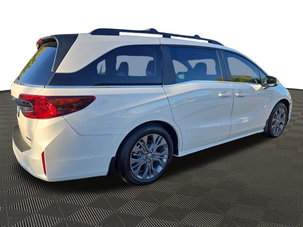 new 2026 Honda Odyssey car, priced at $50,475