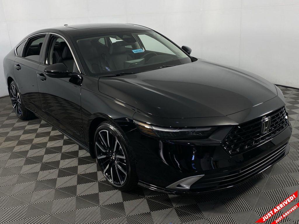 new 2025 Honda Accord Hybrid car, priced at $40,450