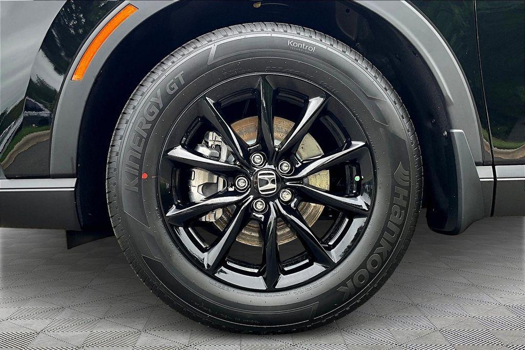 new 2026 Honda CR-V Hybrid car, priced at $40,175