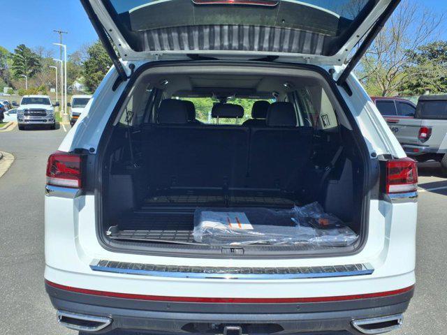 new 2025 Volkswagen Atlas car, priced at $44,629