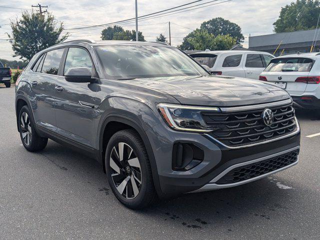 new 2024 Volkswagen Atlas Cross Sport car, priced at $42,751