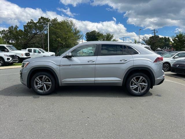 new 2024 Volkswagen Atlas Cross Sport car, priced at $43,211