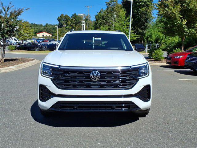 new 2026 Volkswagen Atlas Cross Sport car, priced at $53,688