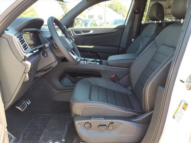 new 2026 Volkswagen Atlas Cross Sport car, priced at $53,688
