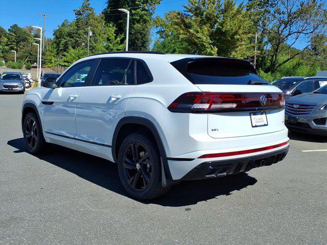 new 2026 Volkswagen Atlas Cross Sport car, priced at $53,688