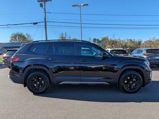 new 2024 Volkswagen Atlas car, priced at $44,157