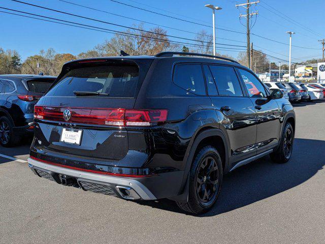 new 2024 Volkswagen Atlas car, priced at $44,157