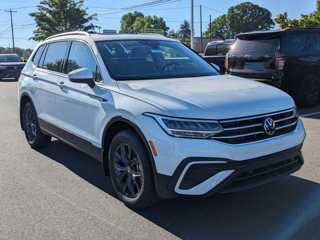 new 2024 Volkswagen Tiguan car, priced at $33,708