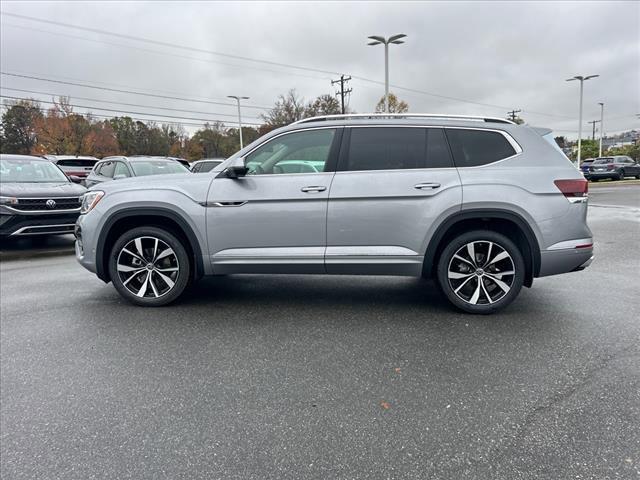 new 2025 Volkswagen Atlas car, priced at $50,565