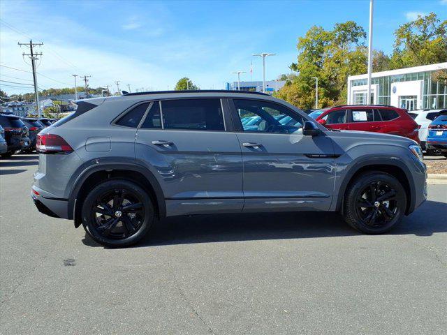 new 2026 Volkswagen Atlas Cross Sport car, priced at $50,883
