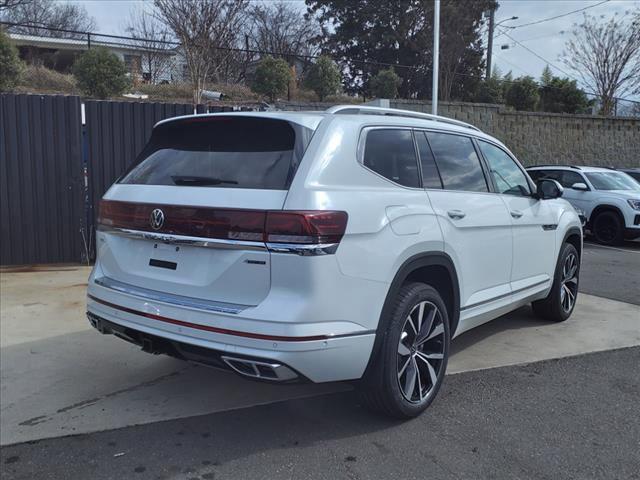 new 2025 Volkswagen Atlas car, priced at $52,432