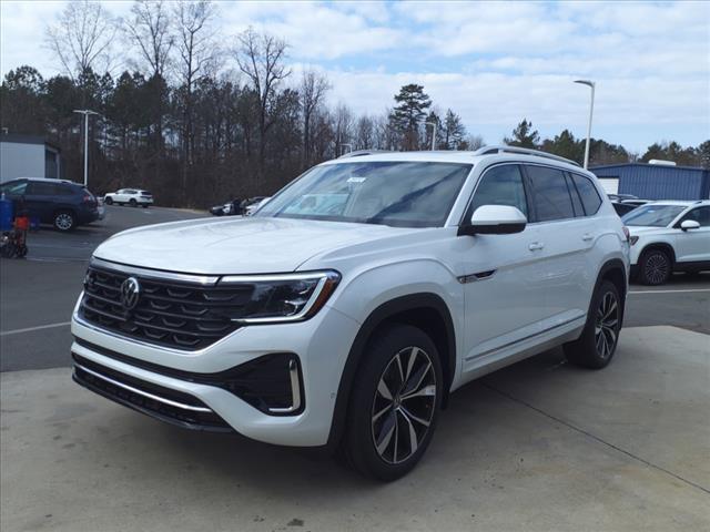 new 2025 Volkswagen Atlas car, priced at $52,432