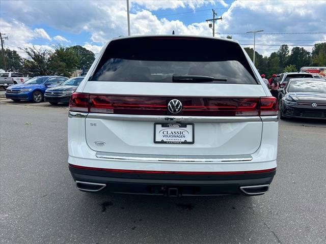 new 2024 Volkswagen Atlas car, priced at $39,183