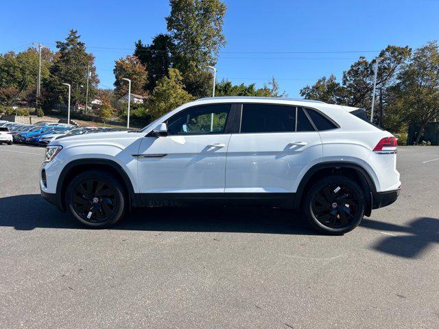 new 2025 Volkswagen Atlas Cross Sport car, priced at $43,950