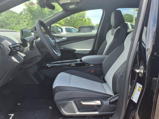new 2025 Volkswagen ID.4 car, priced at $40,986