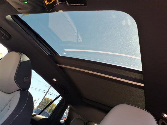 new 2025 Volkswagen Tiguan car, priced at $34,355