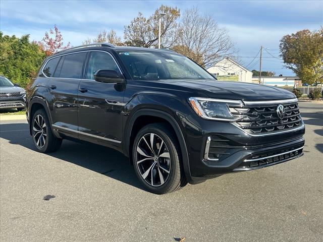 new 2025 Volkswagen Atlas car, priced at $51,640