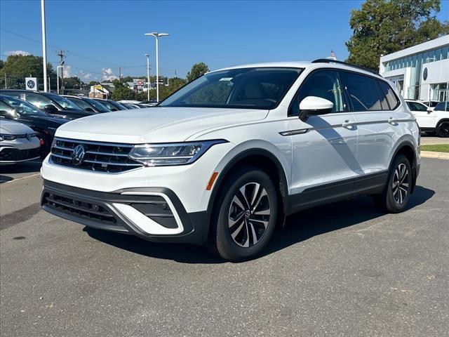 new 2024 Volkswagen Tiguan car, priced at $28,215