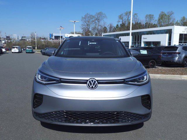 new 2025 Volkswagen ID.4 car, priced at $49,586
