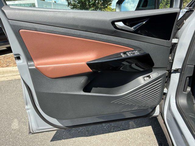used 2022 Volkswagen ID.4 car, priced at $23,283