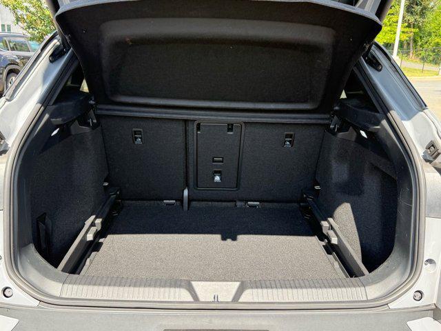 used 2022 Volkswagen ID.4 car, priced at $23,283