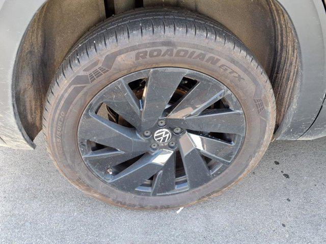 used 2024 Volkswagen Atlas car, priced at $39,497