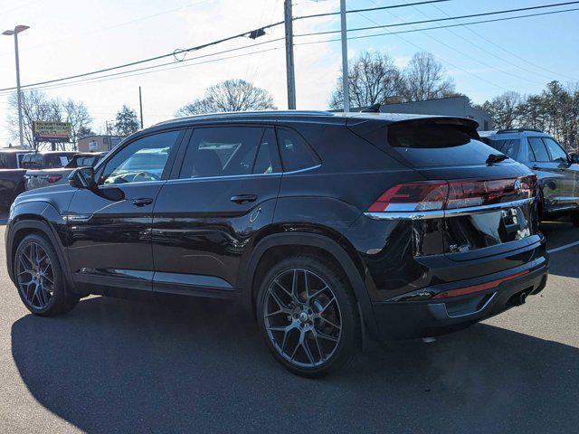 new 2024 Volkswagen Atlas Cross Sport car, priced at $38,685