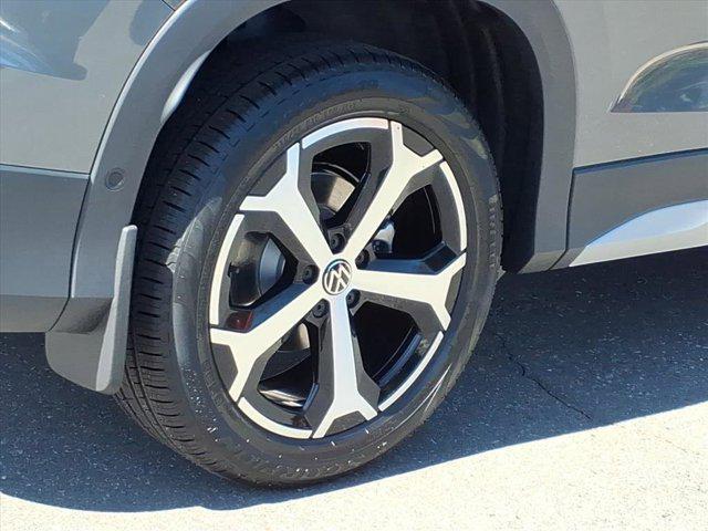 new 2025 Volkswagen Tiguan car, priced at $34,111
