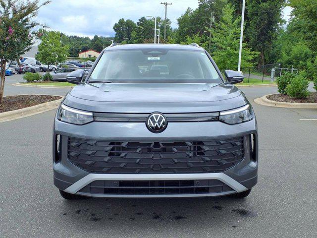 new 2025 Volkswagen Tiguan car, priced at $33,618