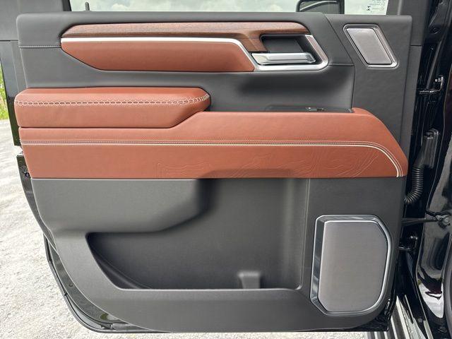 new 2025 GMC Sierra 2500 car, priced at $92,995