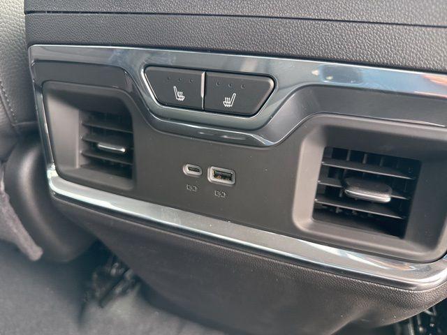 new 2025 GMC Sierra 1500 car, priced at $73,320
