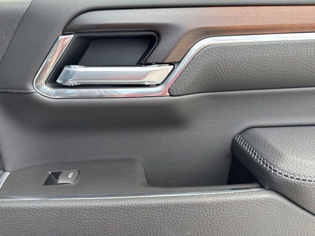 new 2025 GMC Sierra 1500 car, priced at $73,320