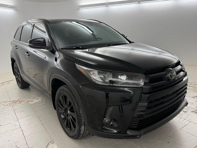 used 2019 Toyota Highlander car, priced at $25,995