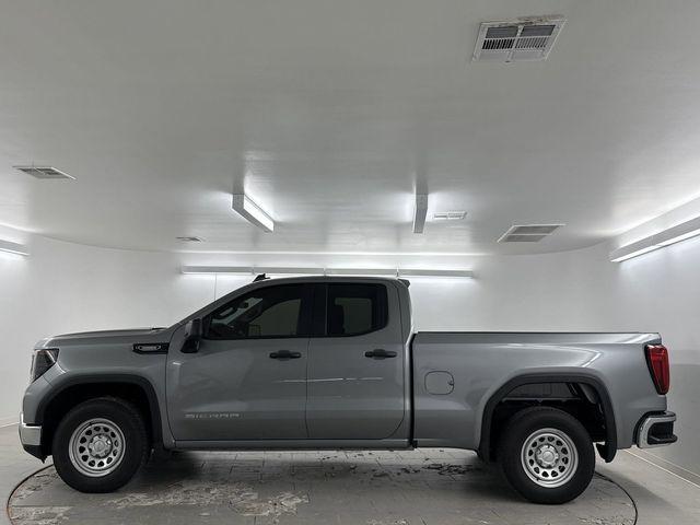 new 2024 GMC Sierra 1500 car, priced at $33,995