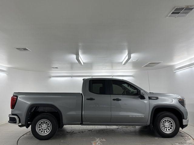 new 2024 GMC Sierra 1500 car, priced at $33,995