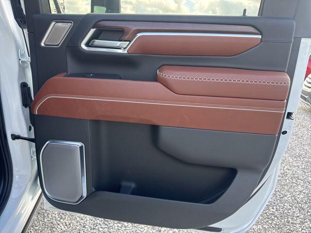 new 2025 GMC Sierra 2500 car, priced at $92,995