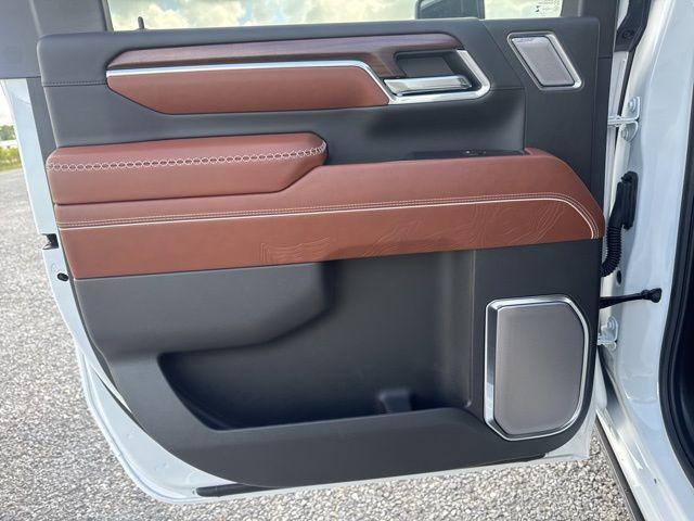new 2025 GMC Sierra 2500 car, priced at $92,995