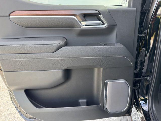 new 2025 GMC Sierra 1500 car, priced at $74,595